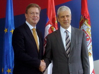 Vreme da EU ozbiljno shvati zahtev Srbije