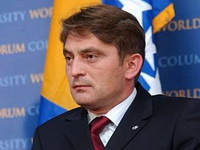 Komšić: "Ako priznamo Kosovo, Radmanović će uložiti veto, tako da time ništa ne dobijamo"