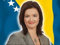 Fajon: "Nezamislivo je da Vijeće EU ne ukine vize bh. građanima"