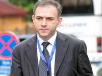 Zdravko Ponoš nadgleda rad stručnog tima Vlade?
