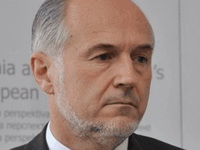 Incko: Lideri SNSD, SDP, i HDZ bi trebali da se vrate konkretnim temama