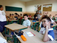 Politika: Sa časova beže i odlikaši