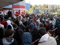"Večiti derbi" se igra pred publikom!