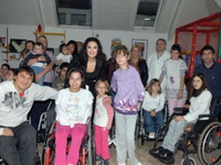 Dragana Mirković donela radost deci