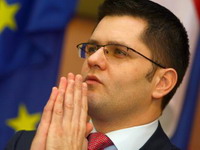Jeremić sutra ulazi u borbu za potpredsednika DS