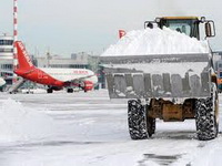 Jak snijeg izazvao haos na aerodromu u Muenchenu