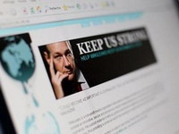 State Department traži od Assangea da vrati dokumente