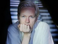 Zatvorenici iskazali veliko zanimanje za njega: Assange premješten u samicu "radi njegove sigurnosti"