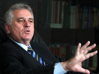 Nikolić: Vanredni izbori u 2011.