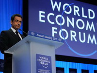 Sarkozi: Nećemo dozvoliti da propadne evro