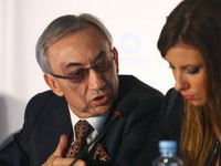 Polovinu novca od „Maksija“ Mišković ulaže u šoping centre