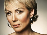 Lepa Brena otkazala koncert u Osijeku!
