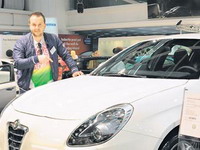 Ivan Ivanović u ulozi prodavca!