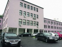 Ministri iz HDZ-a neće da izađu iz službenih stanova