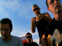 Dubioza nastupa na Festivalu T-Mobile INmusic