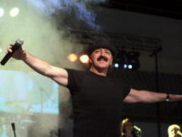 Neuspješan koncert Harisa Džinovića u Hrvatskoj