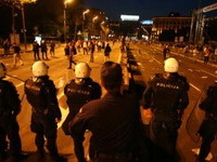 Strane agencije: Neredi uspešno suzbijeni