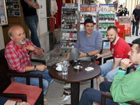 Susret košarkaške i muzičke zvijezde: Turkdžan i Merlin pili kafu na Baščaršiji