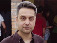 Srdan Golubović: Živimo vreme zamene teza