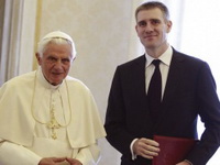 Lukšić potpisao ugovor sa Vatikanom