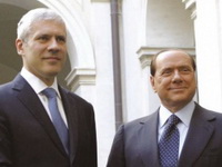 Berluskoni dolazi sam