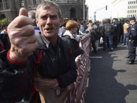 Čačak: Protest radnika dve fabrike