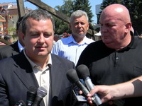 Dačića "muči" gej parada