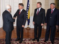 Članovi Predsjedništva BiH razgovarali s Abbasom