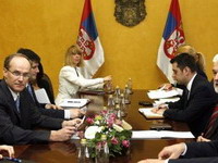 MMF insistira da se Srbija pridržava dogovorene politike