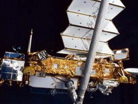 NASA upozorava: Satelit težak šest tona past će na Zemlju