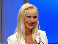 Bivša porno zvijezda Cicciolina osniva partiju