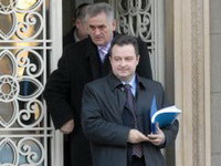 Nikolić: Mogu i sa Dačićem ako se suprotstavi DS-u