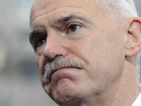 Papandreu podneo ostavku, novi premijer najverovatnije Filipos Pecalnikos