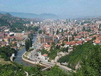 Građani BiH ocijenili dvojkom rad domaćih političara