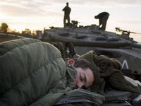 Rusi u vojsku 600 milijardi više, Ameri manje