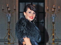 Emina Jahović snima duet sa Dženanom Lončarevićem!