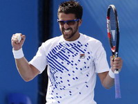 AO: Janko dao Rusu samo set