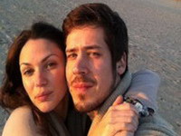A gde je Pamela? Mič Bjukenon čuva Bojanu i Nikolu na plaži u Los Anđelesu!