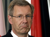 Kristijan Vulf podneo ostavku