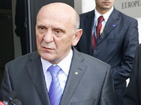 Tihić: Važno je da su usaglašeni principi za vojnu i drugu imovinu