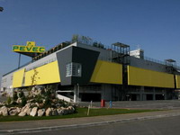 TC Fis kupuje Pevec