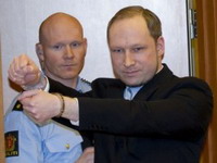 Advokat: Legija se nije sastajao sa Breivikom