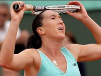 Jelena Janković eliminisana na startu turnira u Madridu