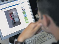 Pedofili putem interneta svakodnevno 'vrebaju' učenike