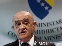 Odluka o smjenama SDA-ovih kadrova u skladu sa zakonom