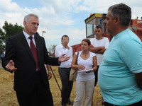 Nikolić: Nikad više predsednik u Prištini
