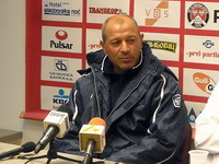 Milinković menja Kuzmanovskog