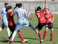 Nogometašice "SFK 2000" poražene od Sparte 3:0