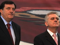 Dodik podržava Nikolićevu izjavu da u Srebrenici nije počinjen genocid