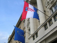 Slovenci uslovljavaju pristup Hrvatske EU